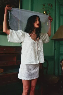 MaisonCléo Blouses|Tops>Blouse Agnes blanche en dentelle fleurie et soie