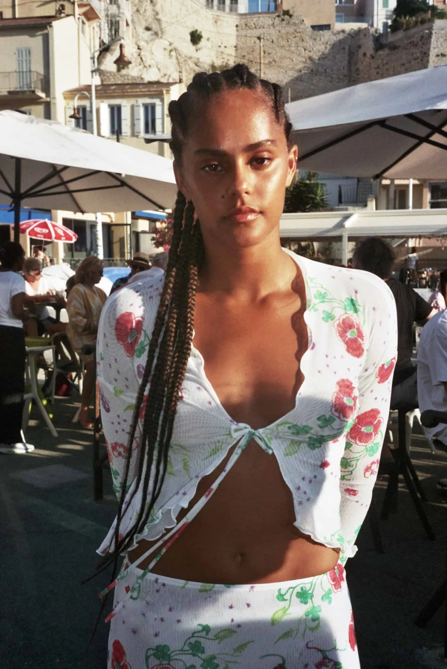 MaisonCléo Blouses|Tops>Blouse ouverte en mesh coquelicots & papillons avec manches volantées IMEN