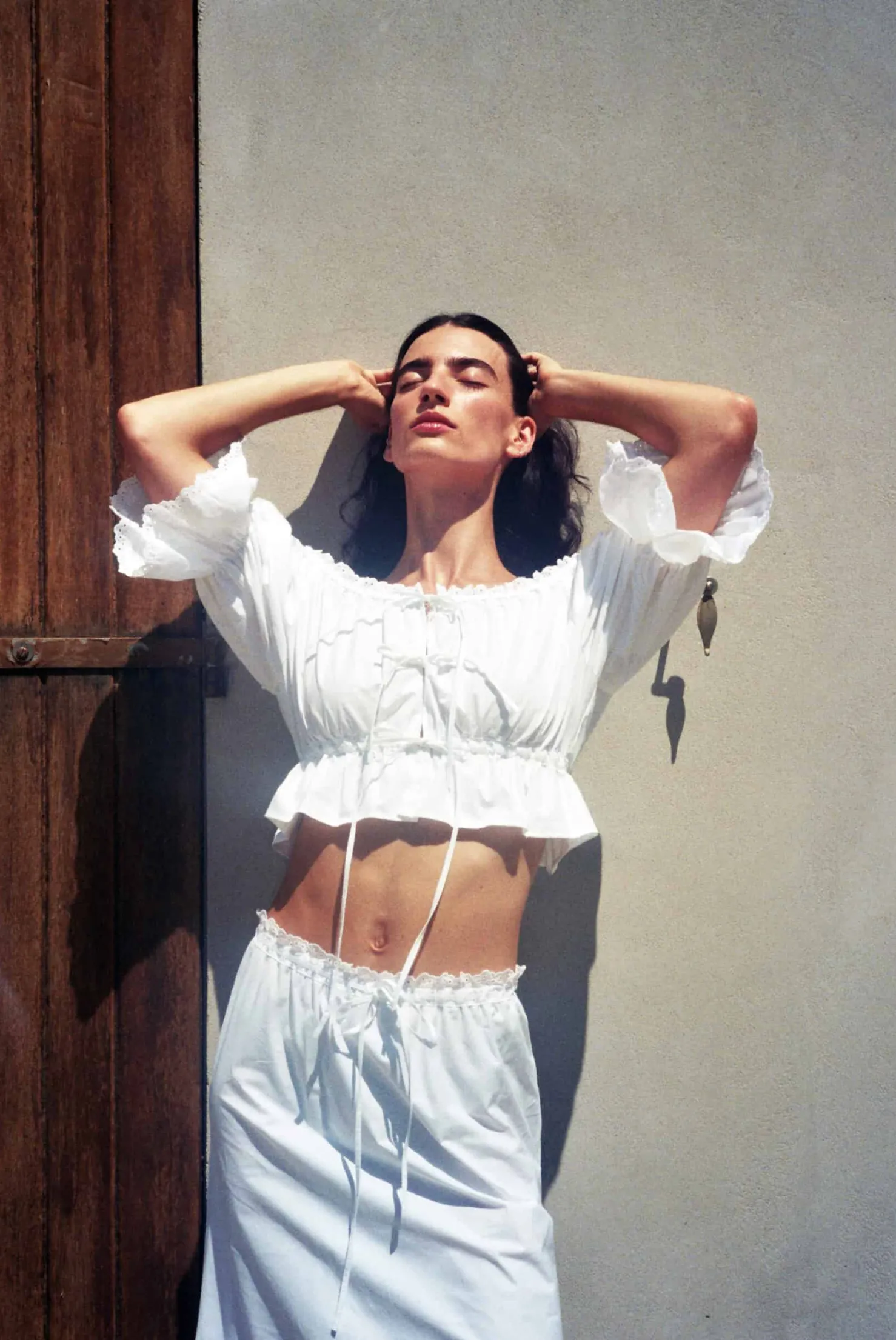MaisonCléo Blouses>Blouse épaules nues en coton brodé ANGELE / nouvelle version