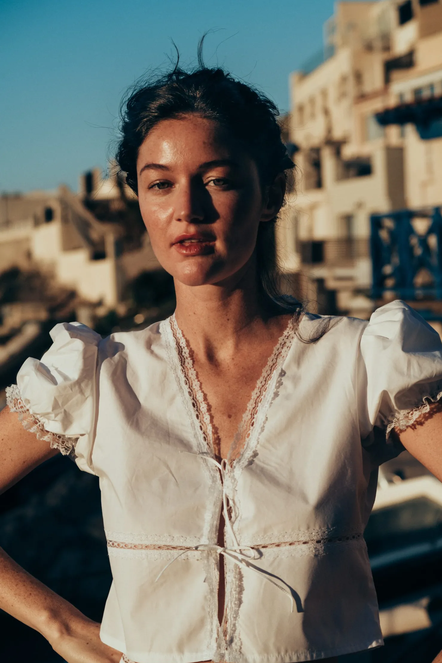 MaisonCléo Blouses|Tops>Blouse VANESSA bouffante en coton blanc et dentelle
