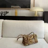 MaisonCléo Sacs>Collaboration de l&rsquo;été : Sac à main léopard et 2 produits de beauté Thomsen