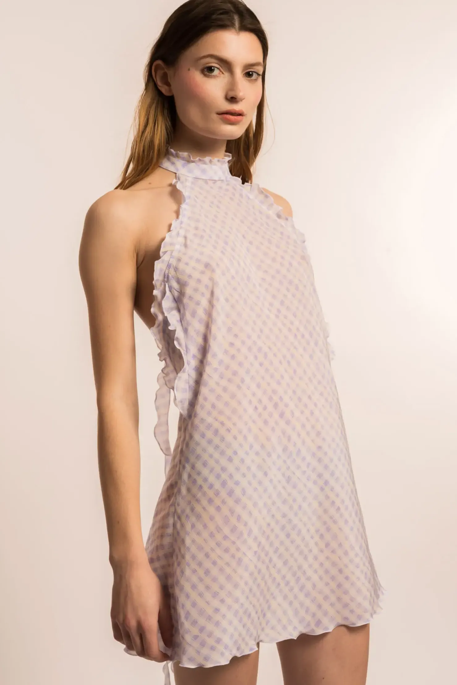 MaisonCléo Robes>COUP DE FOUDRE défilé LOOK 18 – Robe dos nu fluide volantée en soie vichy lilas