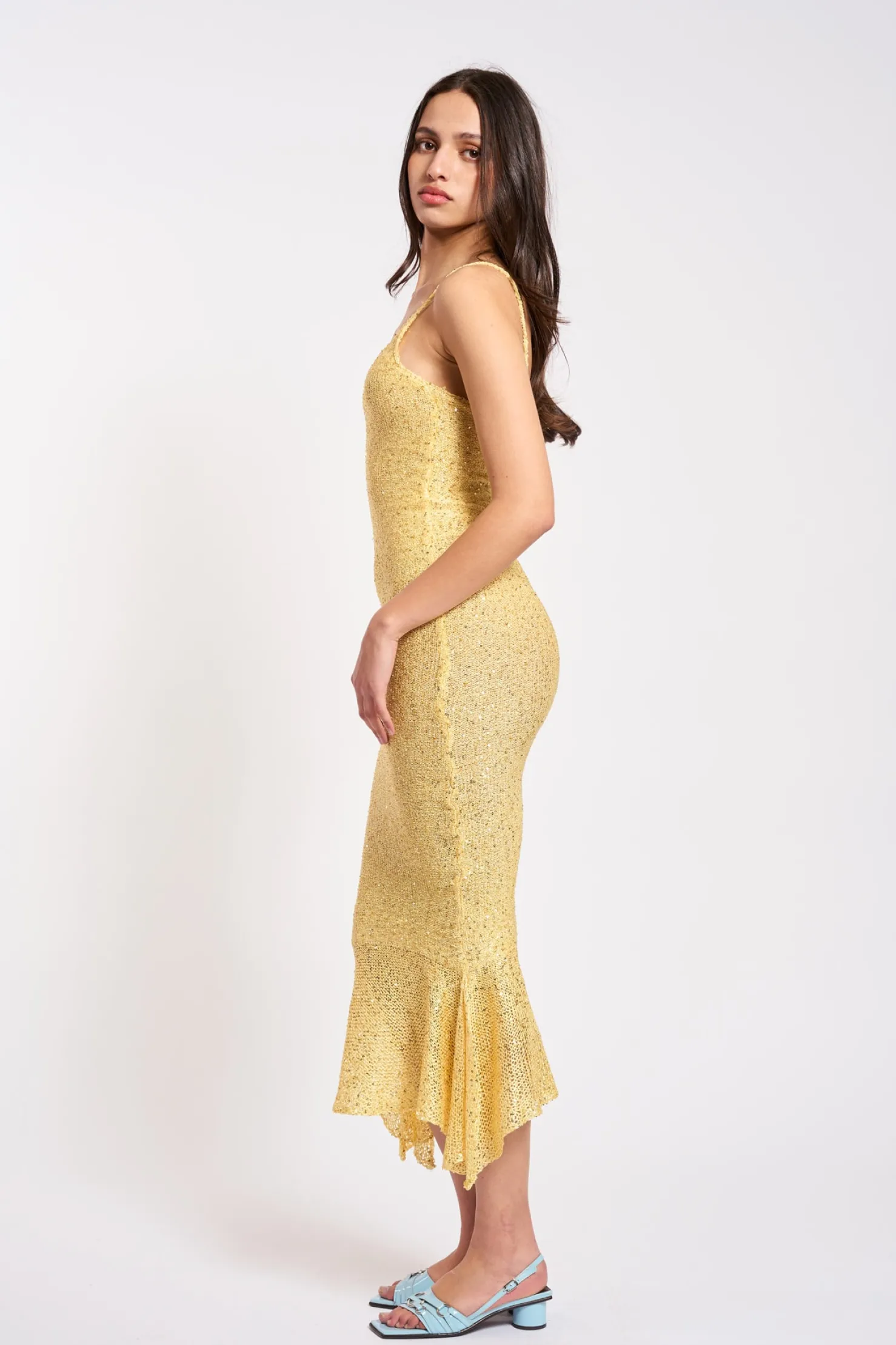 MaisonCléo Robes|Mailles>COUP DE FOUDRE II – Longue robe sirène tricotée à sequins dorés
