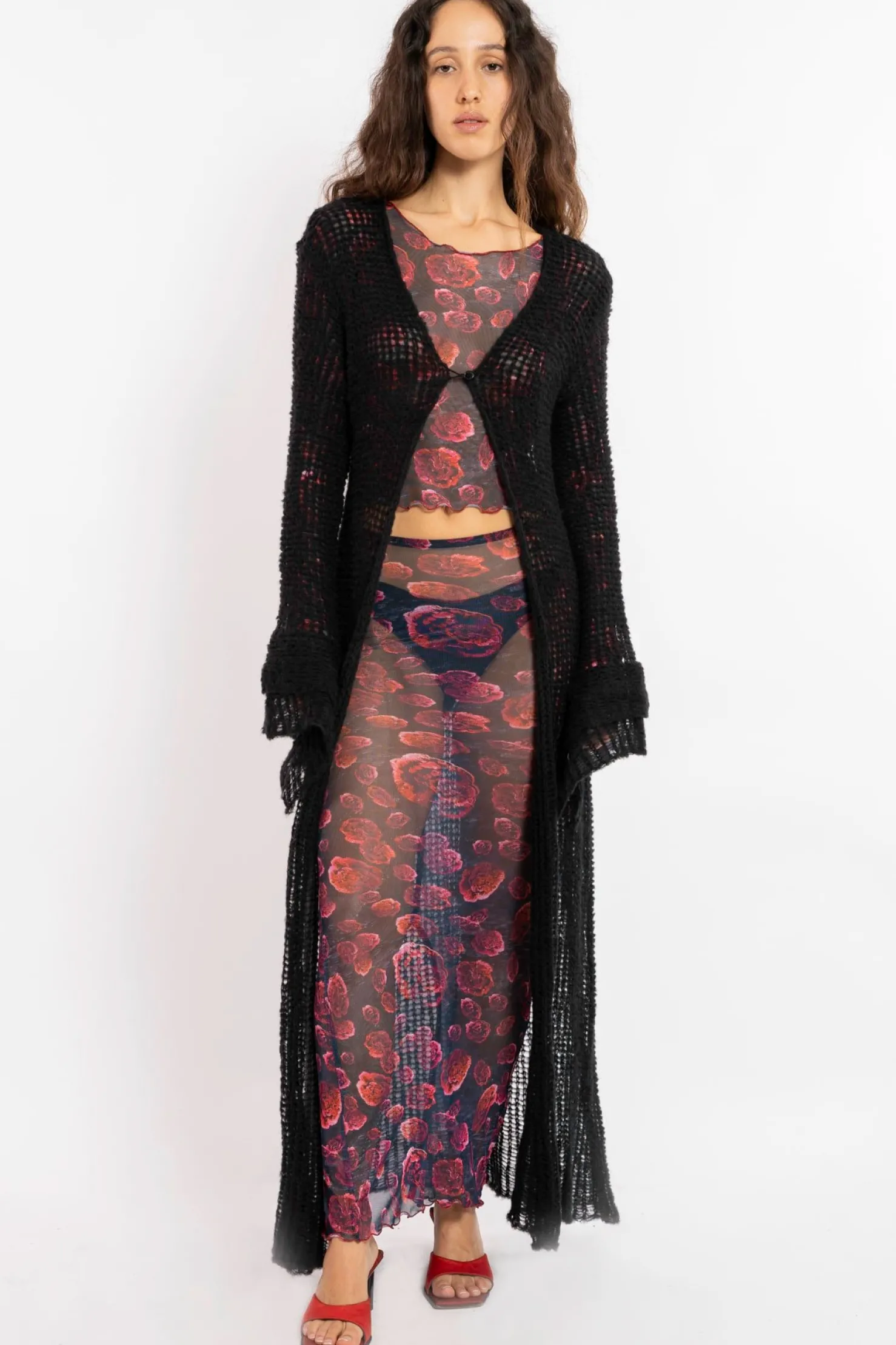 MaisonCléo Jupes>FW22 RUNWAY LOOK 23 – Jupe longue en mesh motif roses rouges BLAIR