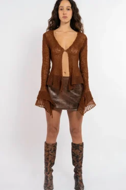 MaisonCléo Jupes>FW22 RUNWAY LOOK 1 – Mini jupe en faux cuir vieilli marron JADE