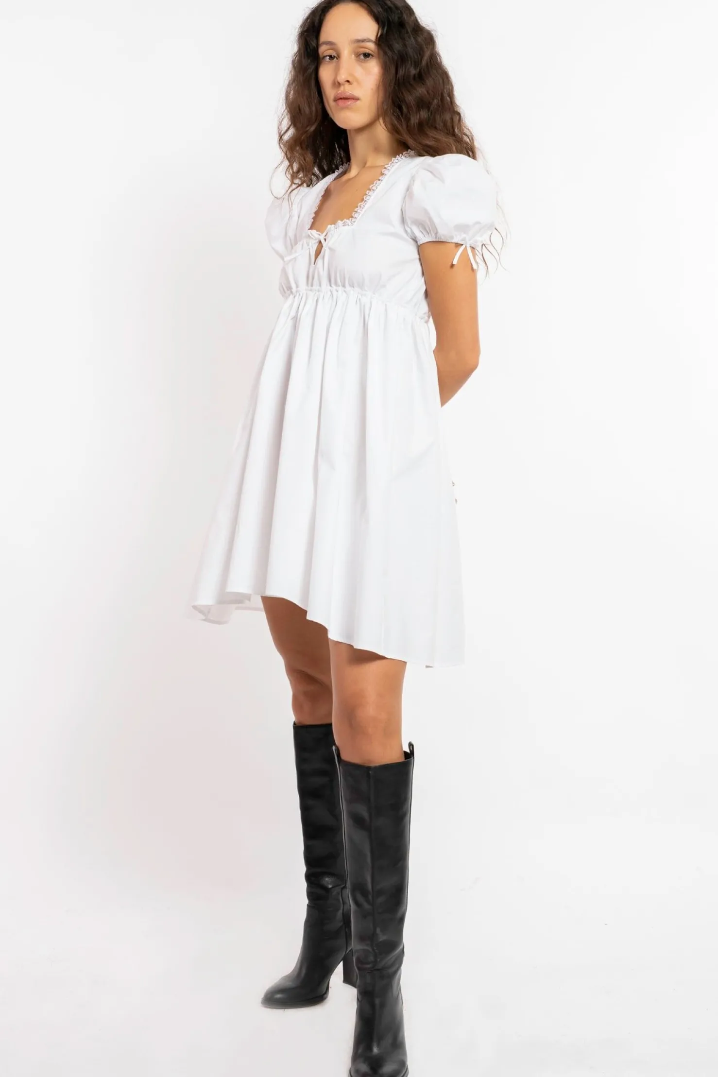 MaisonCléo Robes>FW22 RUNWAY LOOK 32 – Robe babydoll en coton avec parties en dentelle JOANNA