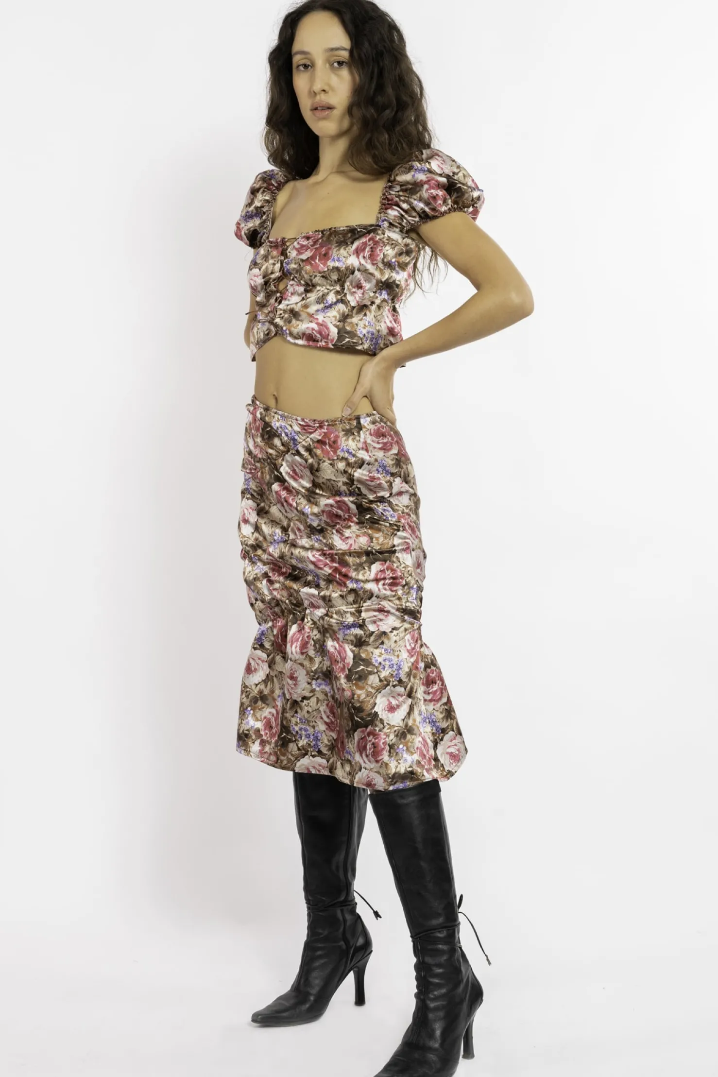 MaisonCléo Blouses>FW22 RUNWAY LOOK 12 – Top bustier en soie fleurie à mini manches bouffantes et corsage CHARLOTTE
