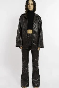 MaisonCléo Vestes / Manteaux>FW22 RUNWAY LOOK 16 – Veste mi-longue en simili cuir marron chocolat broderie chaînes HANAE