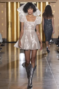 MaisonCléo Accessoires Cheveux>FW23 RUNWAY LOOK 34 – Voile de mariée en organza de soie crème
