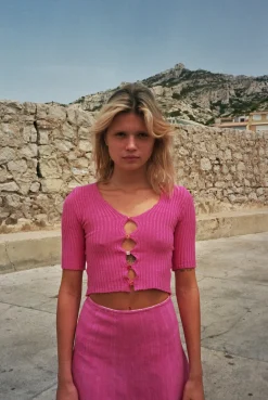 MaisonCléo Cardigans|Mailles>Gilet tricoté rose bonbon en coton organique LORE