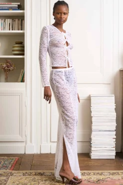 MaisonCléo Jupes>Jupe sirène longue en dentelle de Calais blanc cassé fleurie GARANCE