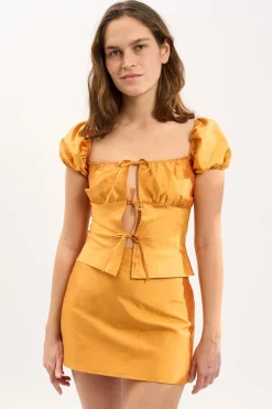 MaisonCléo Blouses|Tops>LA BADOULE LOOK 4 – Blouse en soie jus d&rsquo;orange avec manches bouffantes