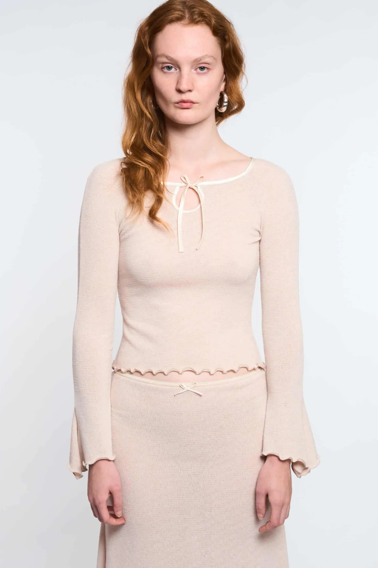 MaisonCléo Jupes>LA POUPETTE DÉFILÉ LOOK 22 – Jupe midi SOIZIC en jersey beige avec finition bourdon