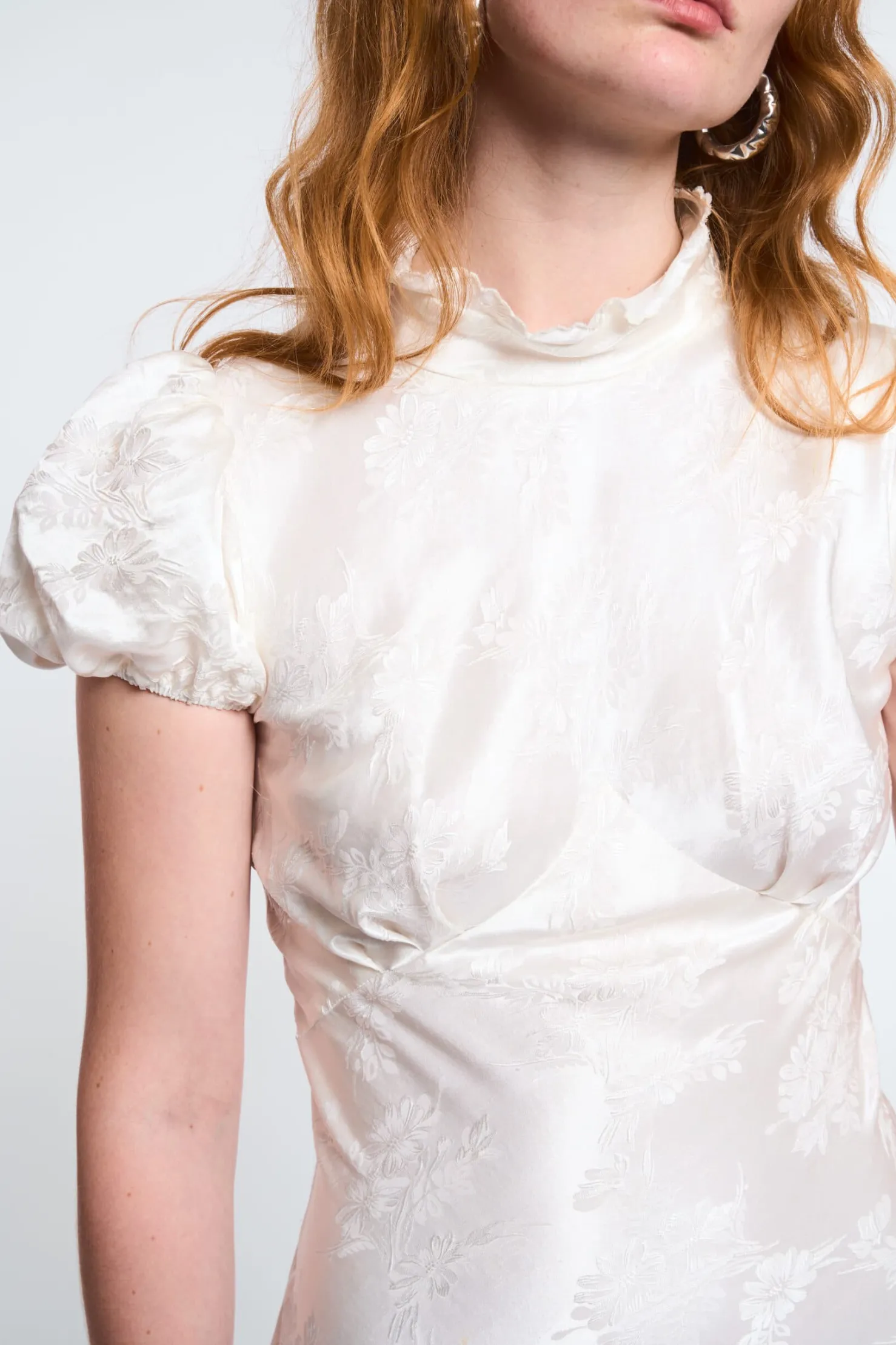 MaisonCléo Robes>LA POUPETTE DÉFILÉ LOOK 33 – Robe longue romantique MORANE en soie imprimé fleuri