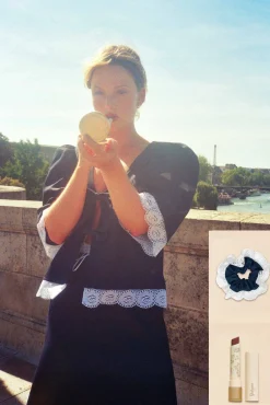 MaisonCléo Blouses>“Le Pack Quotidien” MAISONCLÉO x YOLAINE PARIS : Blouse denim Agnes + baume Chouquette + chouchou