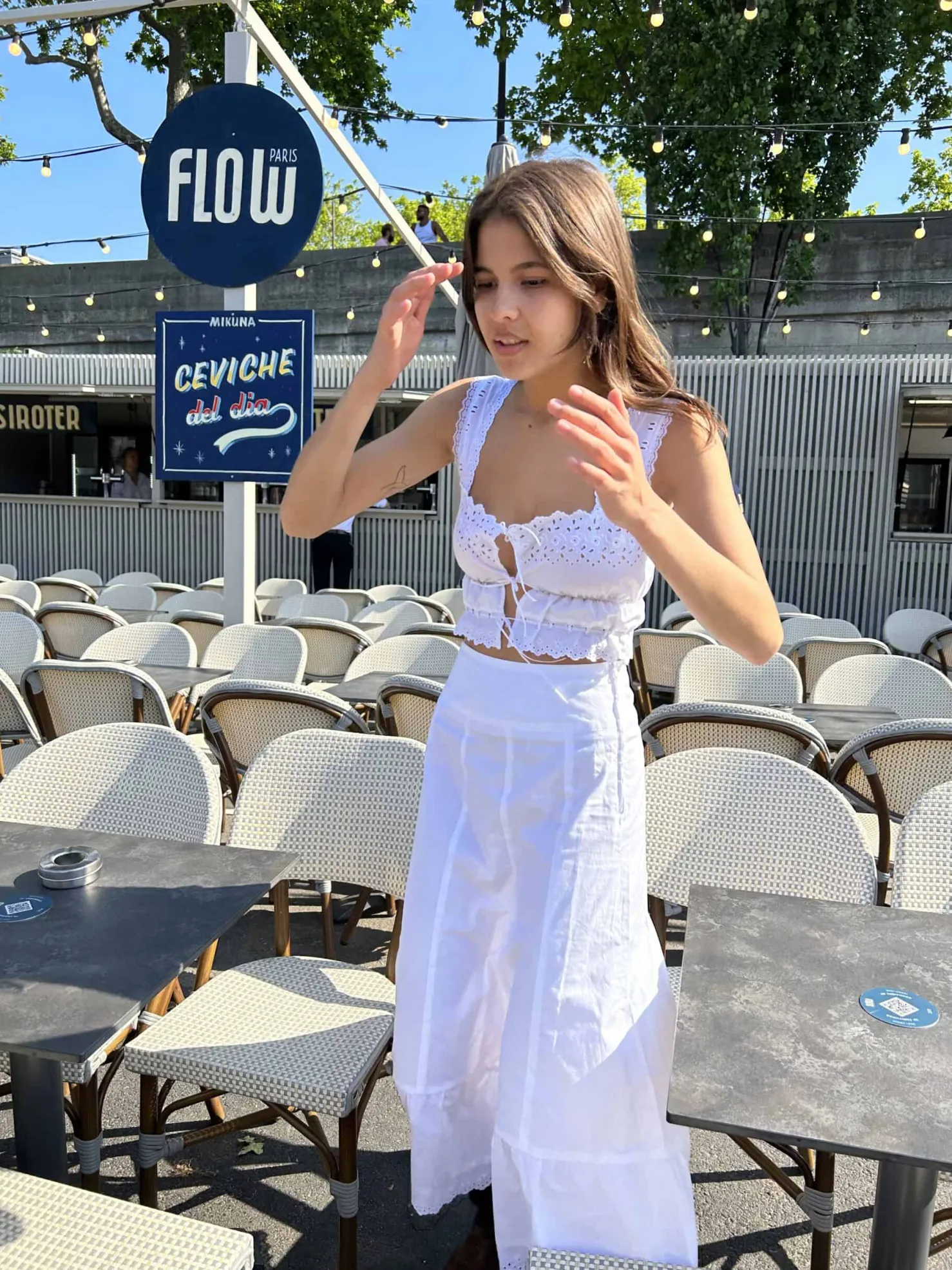 MaisonCléo Jupes>Longue jupe évasée en coton blanc et broderie anglaise