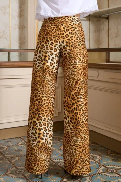 MaisonCléo Pantalons / Shorts><noscript><img width=