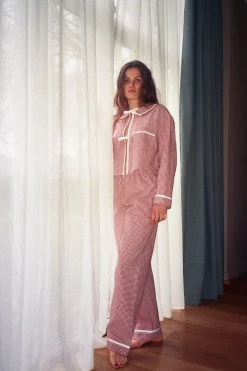 MaisonCléo Pantalons / Shorts>Pantalon pyjama CAROLINE en coton vichy rouge – HOLIDAYS CAPSULE 7/25