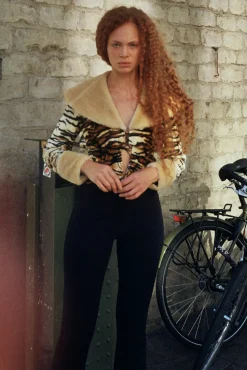 MaisonCléo Pantalons / Shorts><noscript><img width=