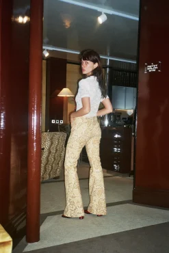MaisonCléo Pantalons / Shorts>Pantalon évasé velours ras fin motif lézard Meg