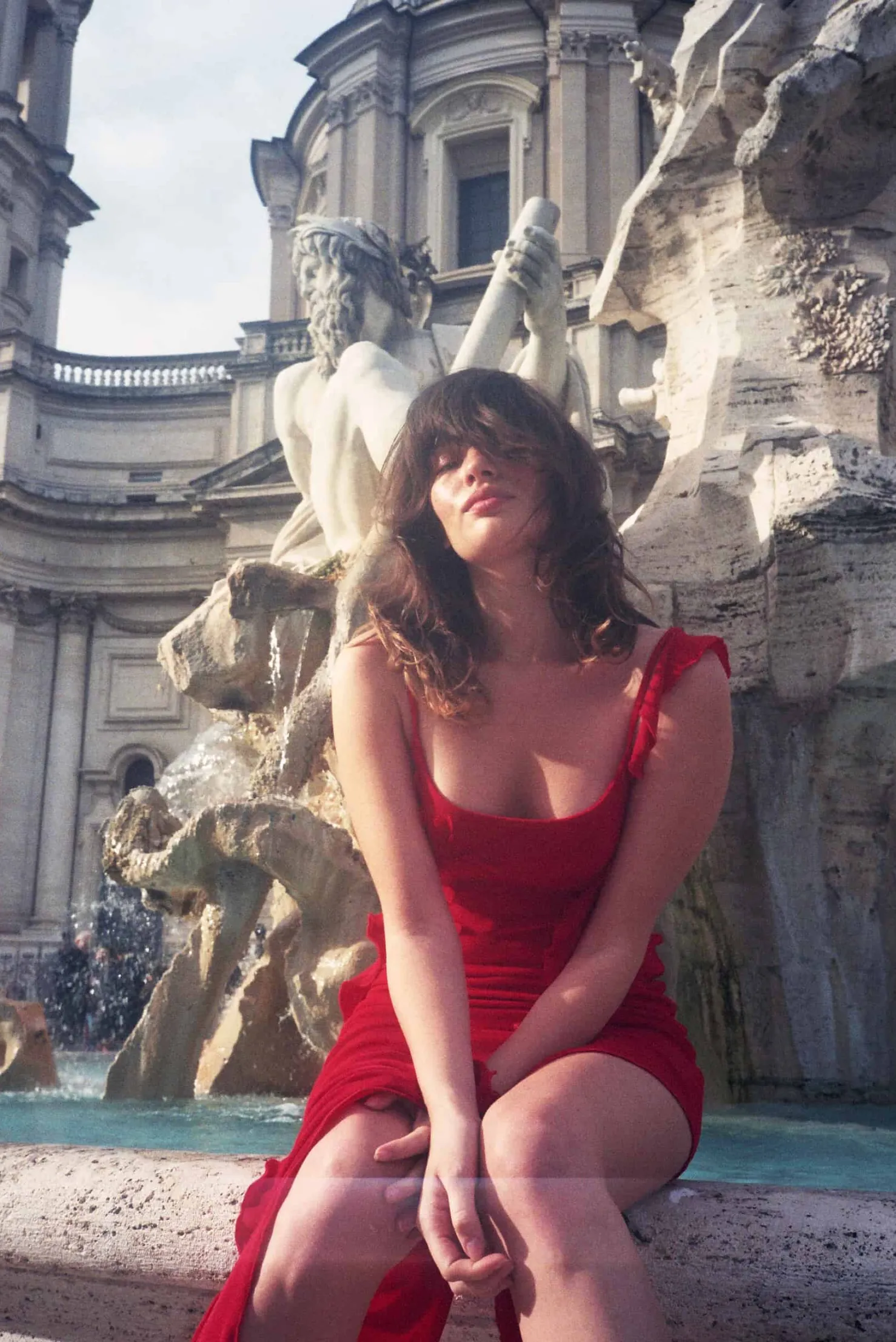 MaisonCléo Robes>Robe asymétrique à bretelles rouge volantée ALESSANDRA – Capsule L’AMOUR