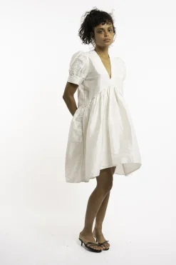 MaisonCléo Robes>Robe asymétrique en soie sauvage ivoire JOSEPHINE