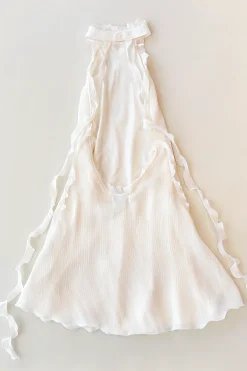 MaisonCléo Robes>Robe FELISA dos nu fluide volantée en soie texturée écrue et volants