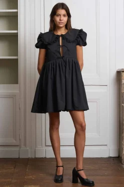 MaisonCléo Robes>Robe JOSEPHA en coton noir oversize avec col en dentelle noir
