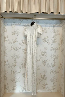 MaisonCléo Robes>Robe longue romantique MORANE en soie imprimé petites marguerites