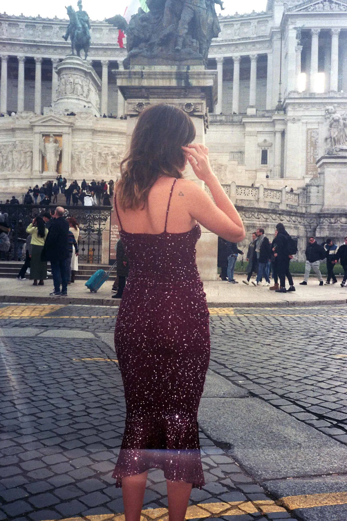 MaisonCléo Robes|Mailles>Robe longue sirène TRISTANA tricotée bordeaux avec fil à sequins – Capsule L’AMOUR