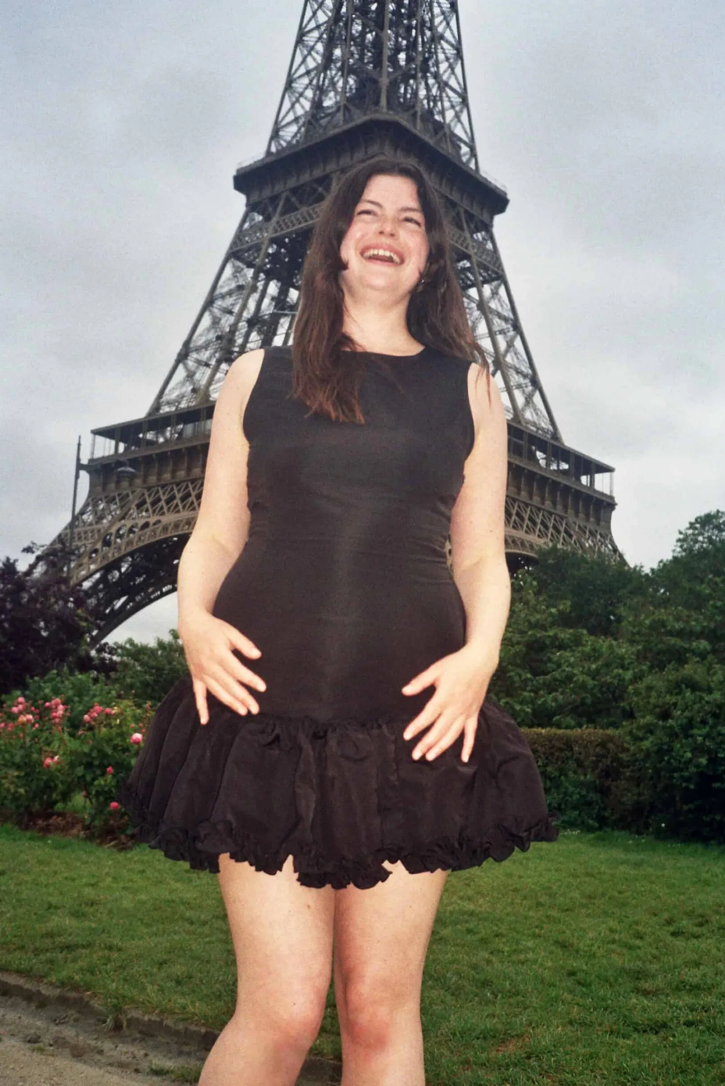 MaisonCléo Robes>Robe LOUISE en soie et coton noir volantée