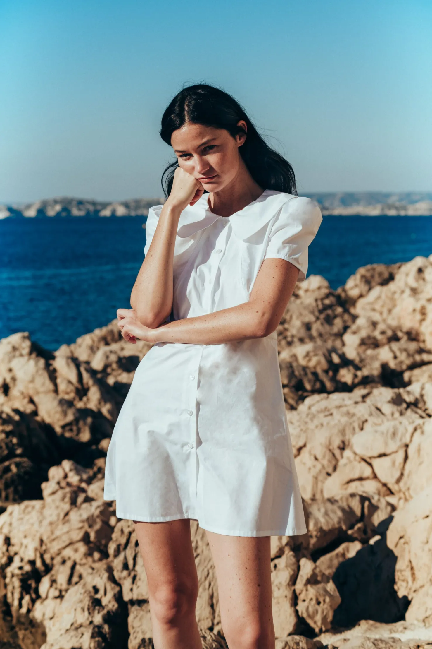 MaisonCléo Robes>Robe MARIE évasée en coton blanc boutonnée avec col claudine