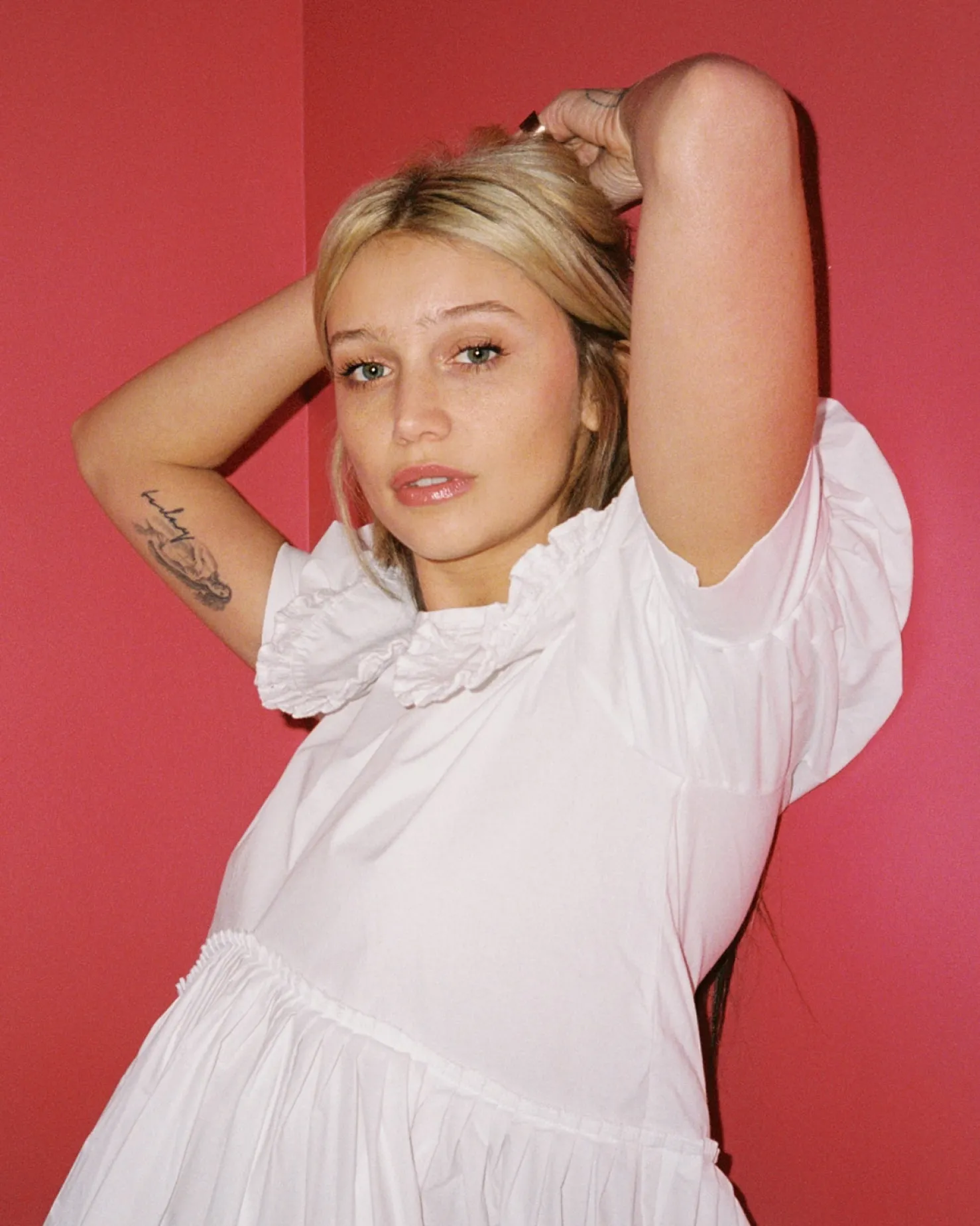 MaisonCléo Robes>Robe oversize en coton blanc avec col JOSEPHA