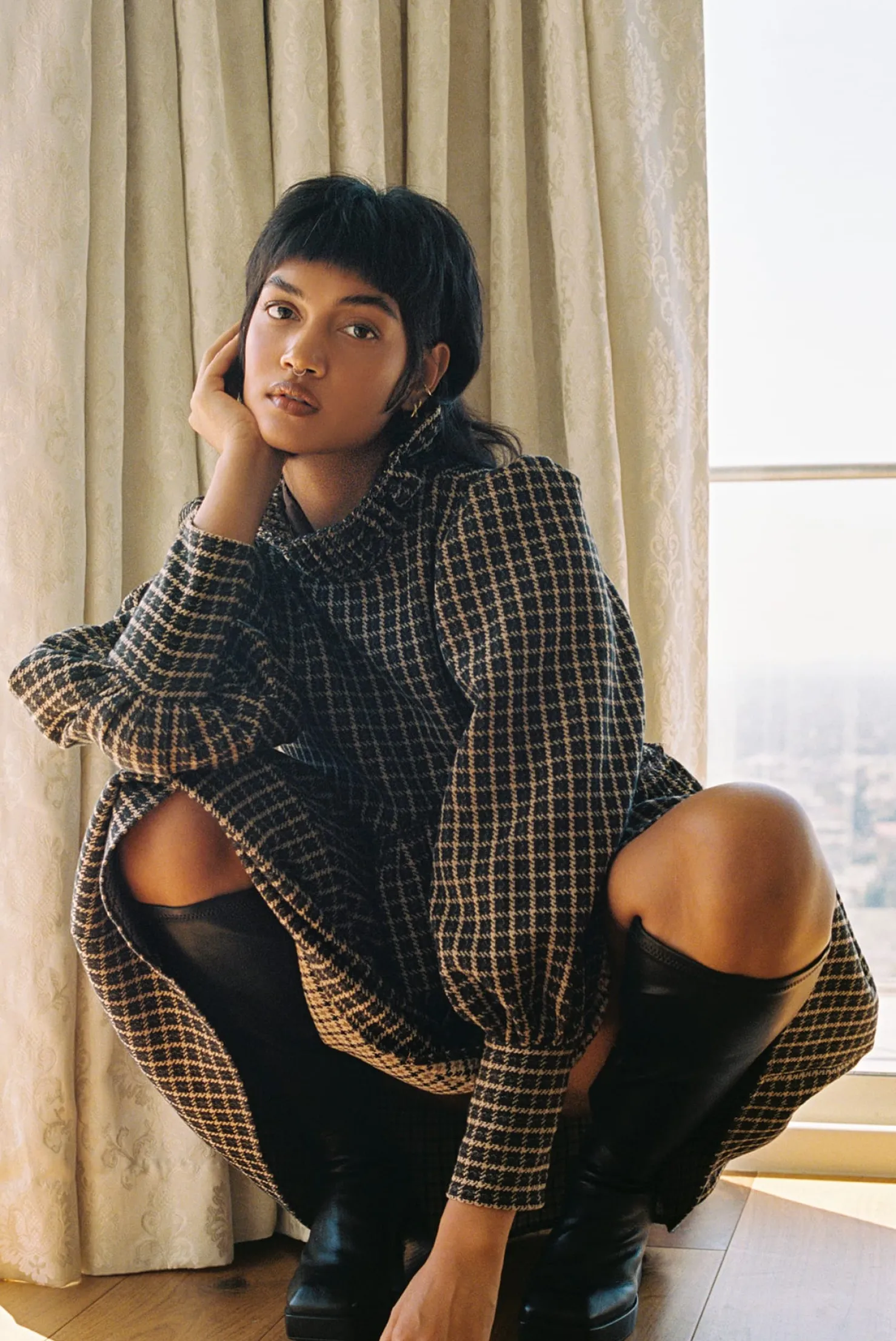 MaisonCléo Robes>Robe oversize en coton épais à carreaux marron JOSEPHINE