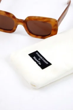 MaisonCléo Lunettes De Soleil><noscript><img width=