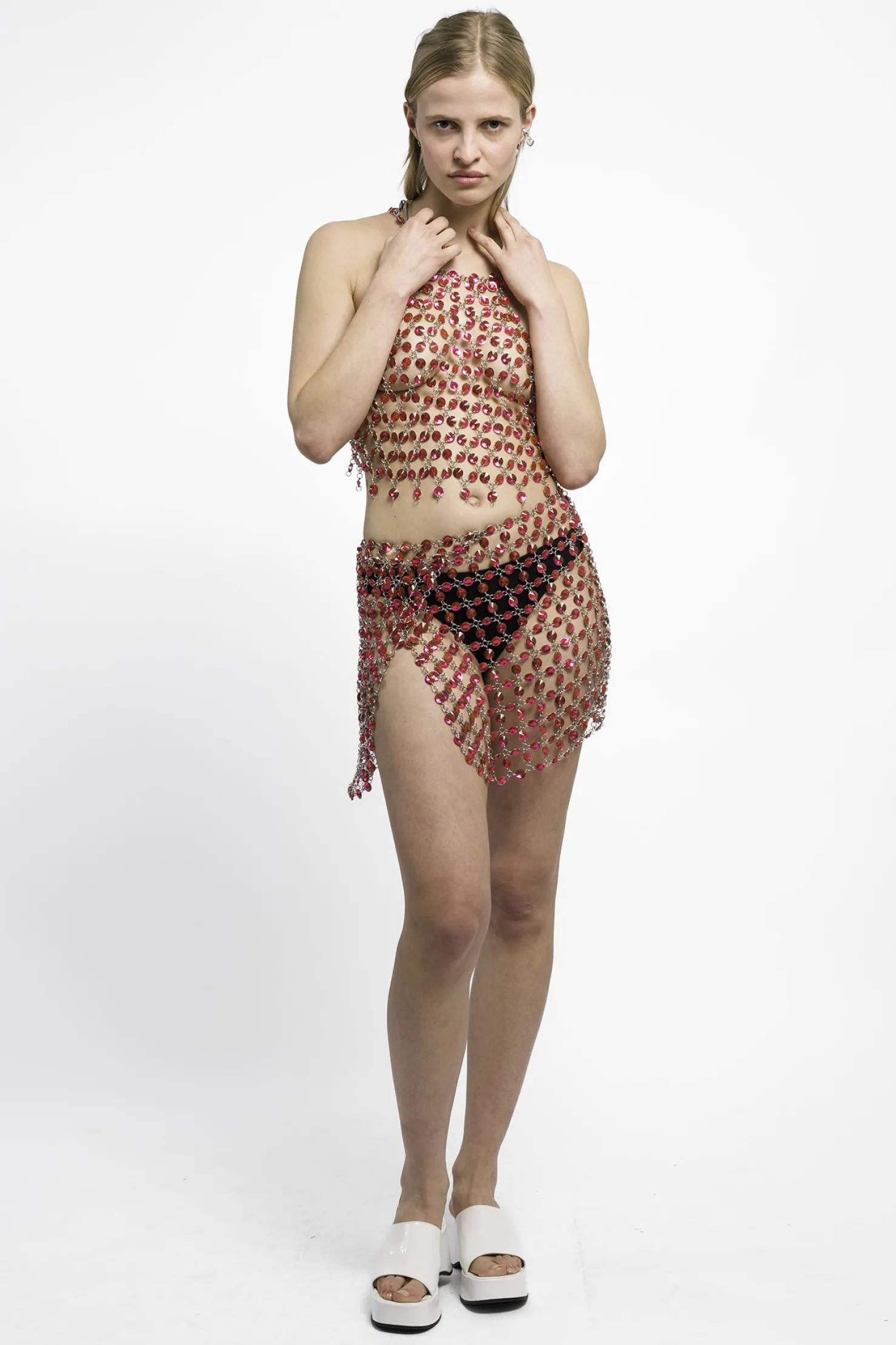 MaisonCléo Tops>RUNWAY LOOK 24 – Top dos nu exclusif en crystal rose