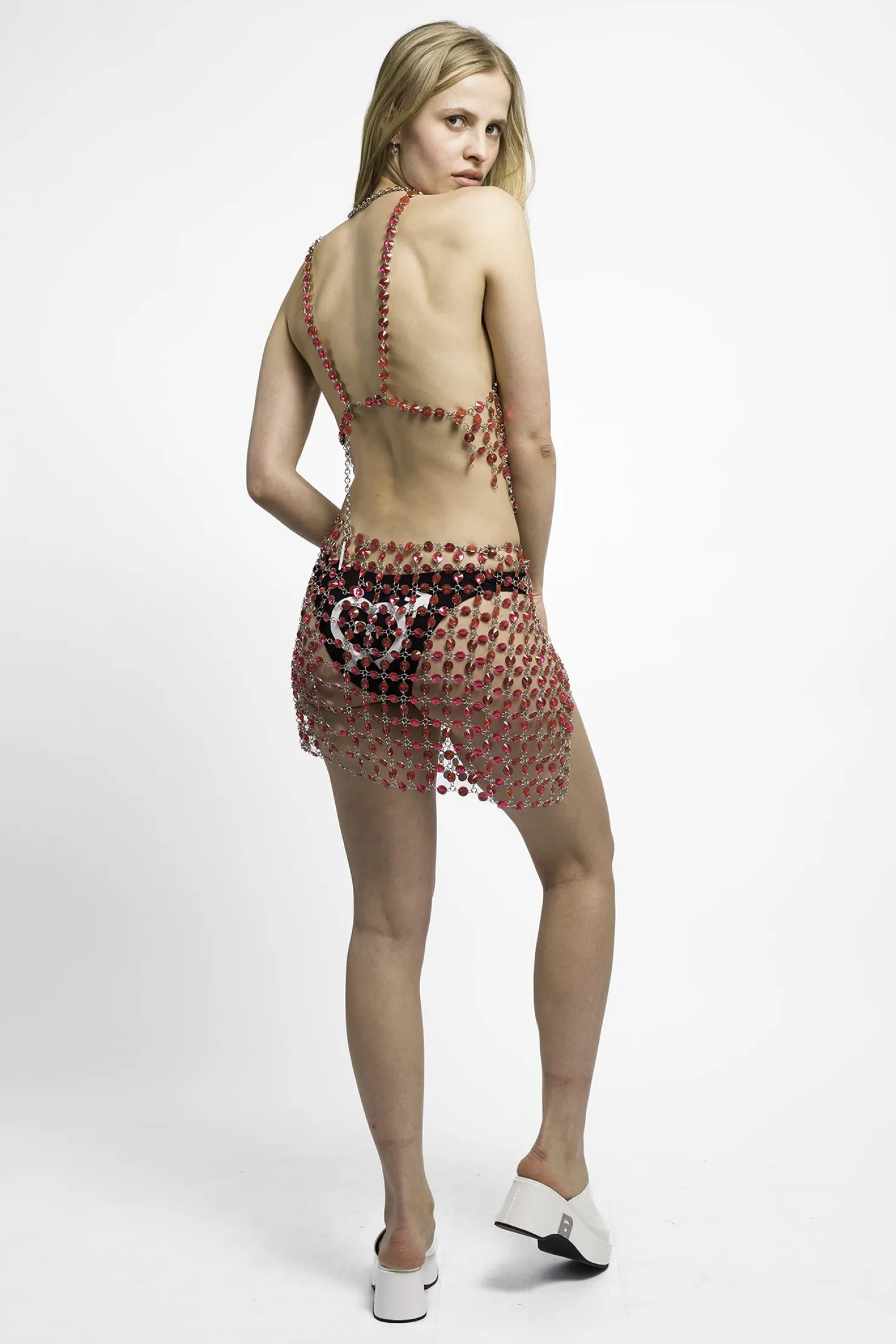 MaisonCléo Tops>RUNWAY LOOK 24 – Top dos nu exclusif en crystal rose