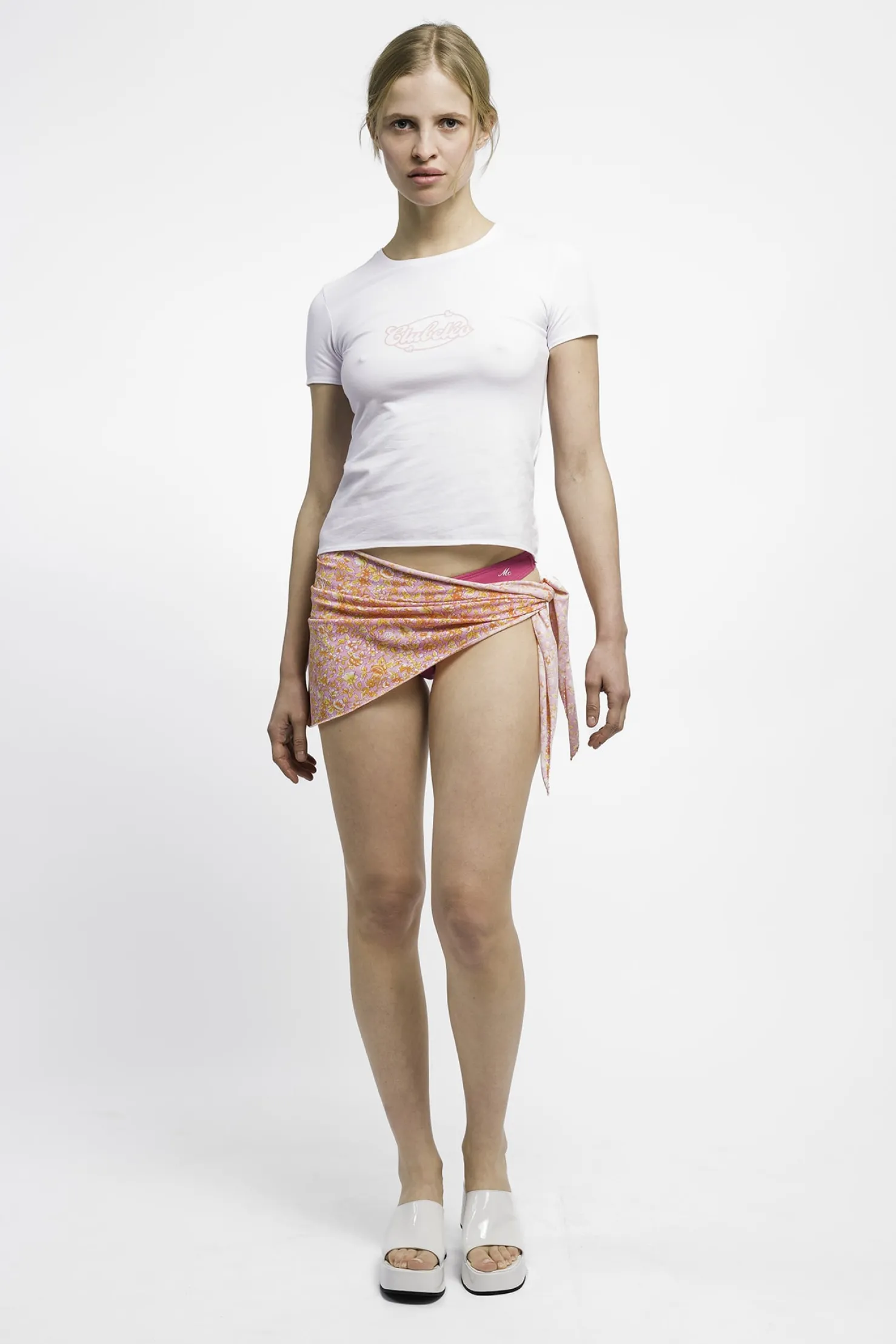 MaisonCléo Tops>RUNWAY LOOK 6 – T-shirt blanc « ClubCléo »