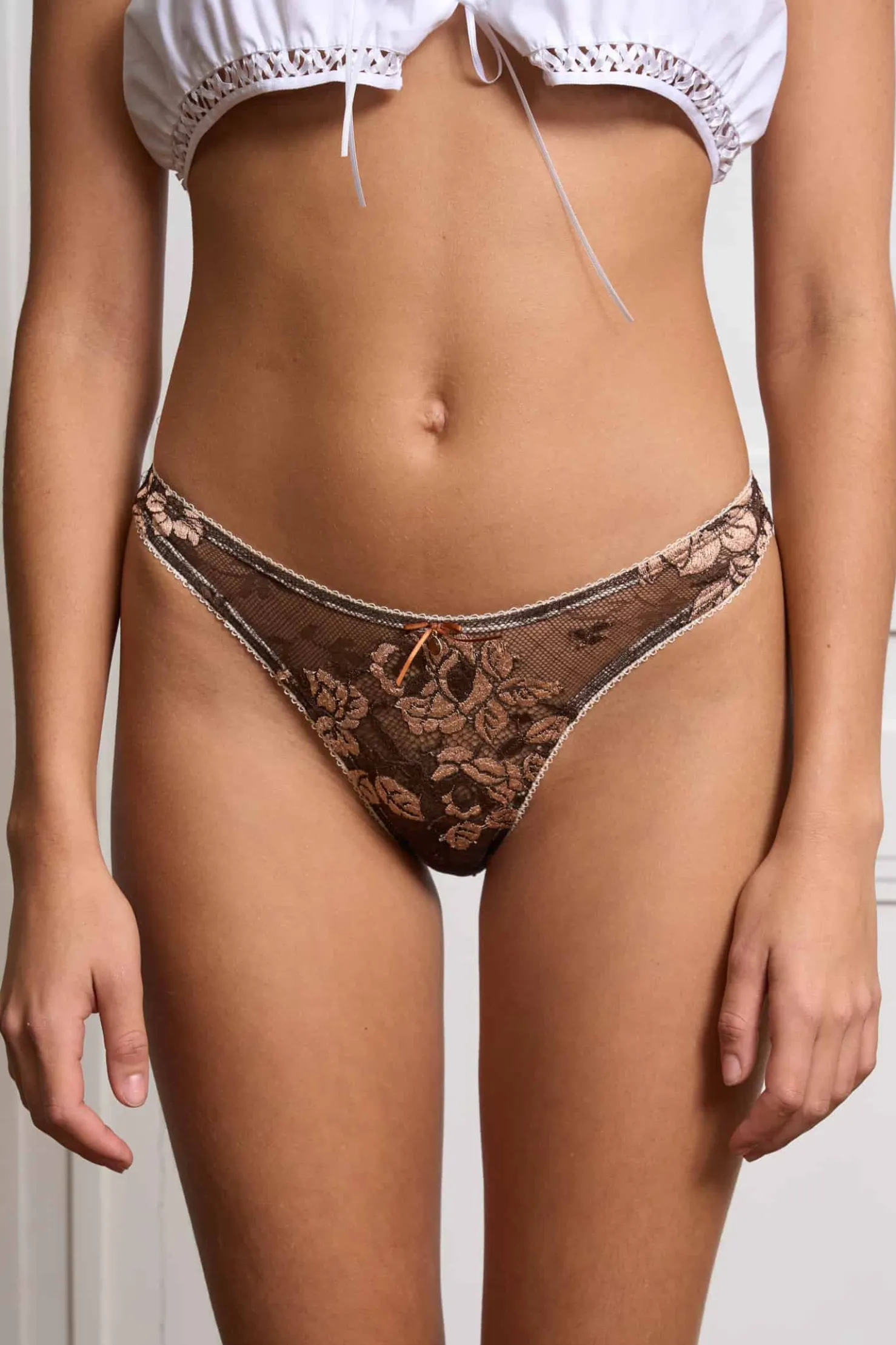 MaisonCléo Robes>« The seductive Pack » = Nuisette + culotte + paquet cadeau