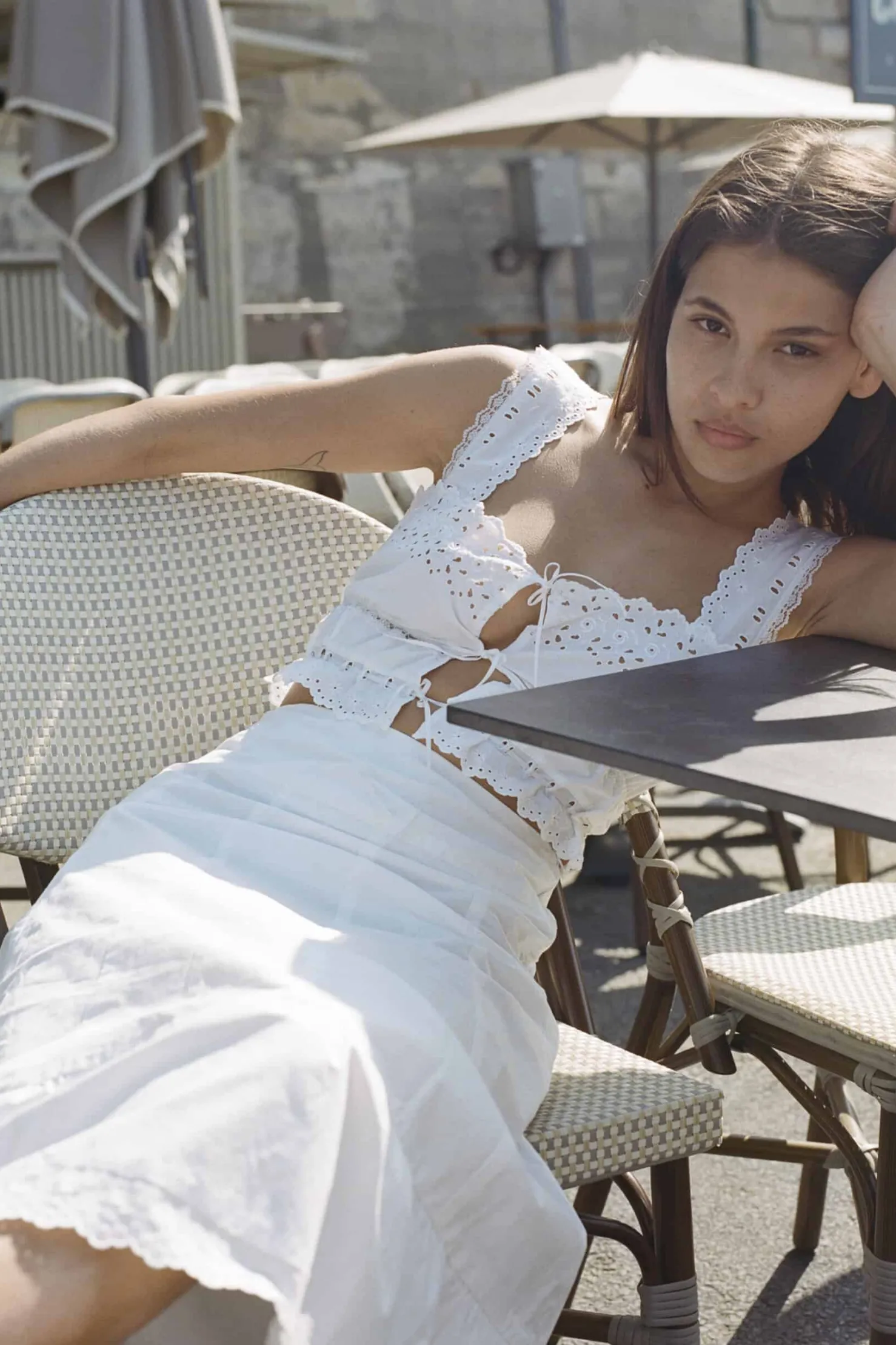 MaisonCléo Tops>Top en coton blanc et dentelle avec liens MIMI IX